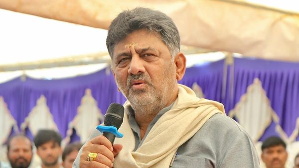 ದುಡ್ಡು ಕೊಟ್ಟವರಿಗಷ್ಟೇ ಜಮೀರ್ ಮನೆ ಹಂಚಿಕೆ ಆಡಿಯೋ ವೈರಲ್: ಡಿ ಕೆ ಶಿವಕುಮಾರ್‌ ರಿಯಾಕ್ಷನ್‌