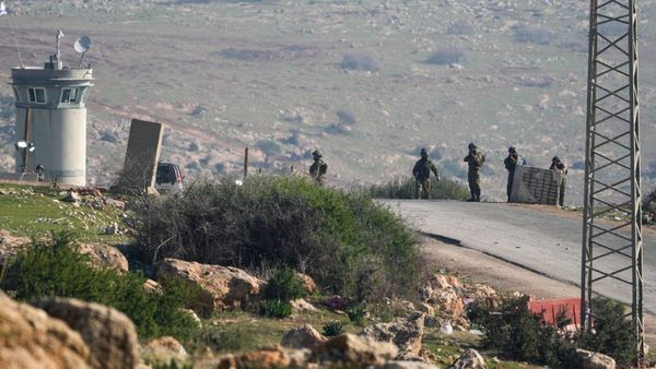 Israel attacks Iran: ಇರಾನ್ ರಾಜಧಾನಿಗೆ ನುಗ್ಗಿದ ಇಸ್ರೇಲ್‌ ಪಡೆ, ಭೀಕರ ದಾಳಿ, ಮಹಾಯುದ್ಧದ ಆತಂಕ     