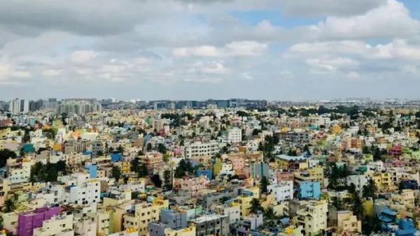 ಬೆಂಗಳೂರಿನಲ್ಲಿ ನಾಳೆಯಿಂದ ಮನೆ - ಮನೆಗೆ ಸ್ಟಿಕ್ಕರ್, ಕಾರಣವೇನು ?