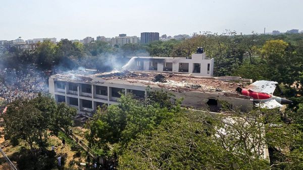 Plane Crash: ಅಹಮದಾಬಾದ್ ವಿಮಾನ ದುರಂತ: ಏಕಕಾಲಕ್ಕೆ ಎರಡು ದುರಂತ! ಈ ಕಾರಣಕ್ಕೆ ಸಾವಿನ ಸಂಖ್ಯೆ ಹೆಚ್ಚಳ!