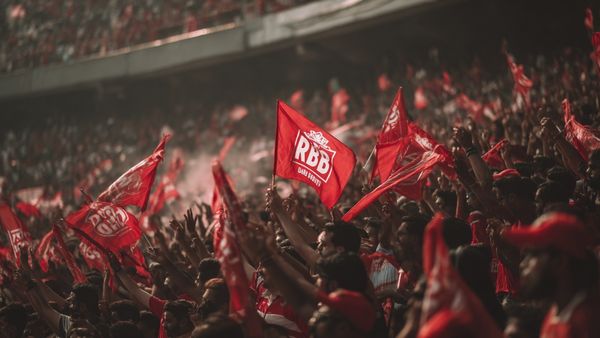 6,50,00,000 ಕನ್ನಡಿಗರ ಈ ಪ್ರಶ್ನೆಗಳಿಗೆ ಸರ್ಕಾರ ಉತ್ತರಿಸಲೇಬೇಕು...RCB Stampede Tragedy