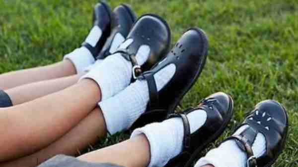 ₹111.88 ಕೋಟಿ ಬಿಡುಗಡೆ ಮಾಡಿದ ಮೇಲೂ ಸರ್ಕಾರಿ ಮಕ್ಕಳಿಗೆ ಶೂ ಇಲ್ಲ ಯಾಕೆ ?