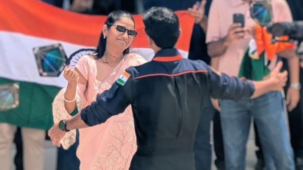 Shubanshu Shukla: ಶುಭಾಂಶು ಶುಕ್ಲಾಗೆ ಪ್ರೀತಿಯ ಸಂದೇಶ ಹಂಚಿಕೊಂಡ ಪತ್ನಿ... ಇನ್ಸ್ಟಾಗ್ರಾಮ್ ಪೋಸ್ಟ್‌ ವೈರಲ್!