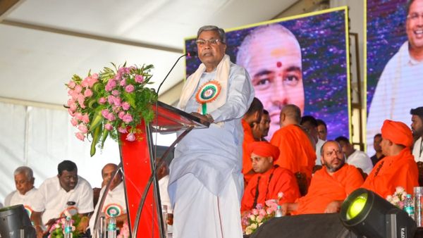 ಮಠಮಾನ್ಯಗಳಿಗೆ ಬೆಂಗಳೂರಿನಲ್ಲಿ 80 ಎಕರೆ ಸರ್ಕಾರಿ ಭೂಮಿ ಹಂಚಿಕೆ: ಸಿಎಂ ಭರವಸೆ