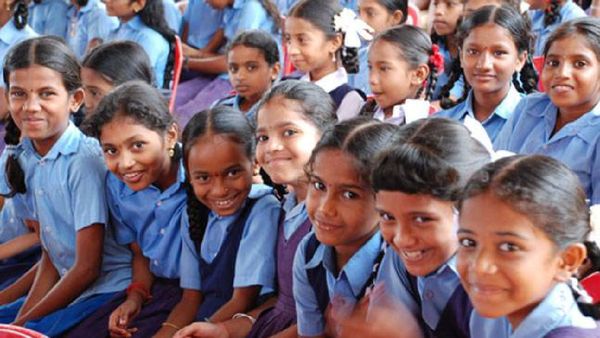 ಮುಸ್ಲಿಂ ಹೆಡ್‌ಮಾಸ್ಟರ್ ವರ್ಗಾವಣೆ ಪ್ಲ್ಯಾನ್: ಸರ್ಕಾರಿ ಶಾಲೆಯ ಕುಡಿಯುವ ನೀರಿನ ಟ್ಯಾಂಕ್‌ಗೆ ವಿಷ, 3 ಬಲಪಂಥೀಯರ ಬಂಧನ!