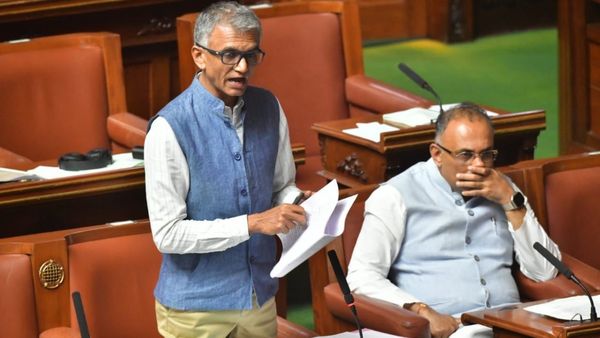 ರೈತರಿಗೆ ಗುಡ್ ನ್ಯೂಸ್: ಡಿಸೆಂಬರ್ ಒಳಗಾಗಿ 2 ಲಕ್ಷ ಮಂಜೂರಿದಾರರಿಗೆ ಪೋಡಿ: ಮಹತ್ವದ ಮಾಹಿತಿ ಇಲ್ಲಿದೆ