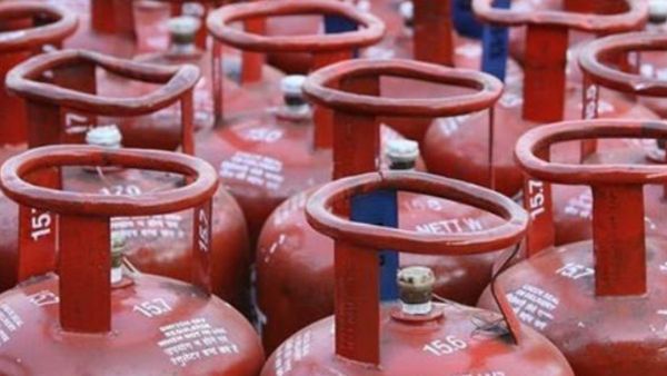LPG: ಎಲ್‌ಪಿಜಿ ಗ್ಯಾಸ್‌ ಸಿಲಿಂಡರ್ ಸಬ್ಸಿಡಿ ಕುರಿತು ಬಿಗ್‌ ಗುಡ್‌ ನ್ಯೂಸ್: ಯಾರಿಗೆಲ್ಲಾ ಅನ್ವಯ?