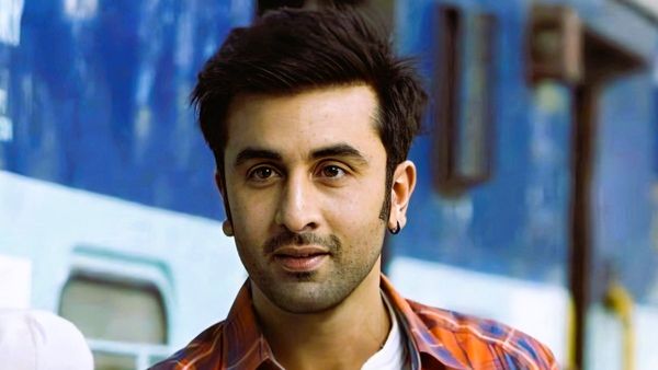 ಮನೆಯಲ್ಲಿ ಗಲಾಟೆ, ರಾತ್ರಿಯಿಡೀ ಮೆಟ್ಟಿಲು ಮೇಲೆ ಮಲಗಿದೆ: ನಟ ರಣಬೀರ್ ಬದುಕಲ್ಲಿ ಏನಾಯ್ತು?