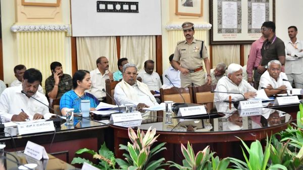 ಬಾಕಿ ಬ್ಯಾಕ್‌ಲಾಗ್‌ ಹುದ್ದೆಗಳ ನೇಮಕಾತಿ: ಮುಖ್ಯಮಂತ್ರಿ ಸಿದ್ದರಾಮಯ್ಯ ಮಹತ್ವದ ಸೂಚನೆ