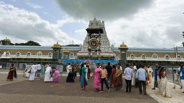 Tirupati: ಭಕ್ತರು ಬಯಸಿದ ದಿನವೇ ತಿರುಪತಿ ತಿಮ್ಮಪ್ಪನ ದರ್ಶನಕ್ಕೆ ಅವಕಾಶ, ಏನಿದು ಹೊಸ ಸೇವೆ?