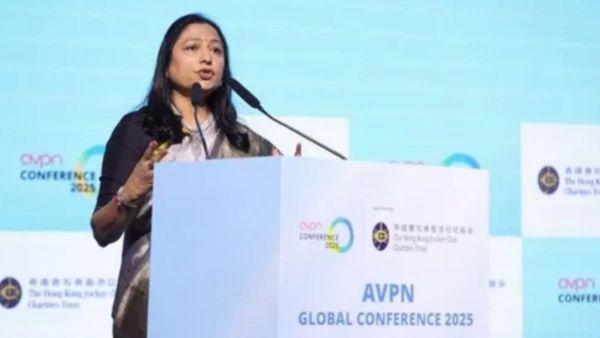 Dr Priti Adani: ಬರಗಾಲದಲ್ಲೂ ಬೀಜ ಬಿತ್ತುವ ಮನಸ್ಥಿತಿಯಿಂದ ನಿಜವಾದ ಬದಲಾವಣೆ ಸಾಧ್ಯ; ಡಾ. ಪ್ರೀತಿ ಅದಾನಿ