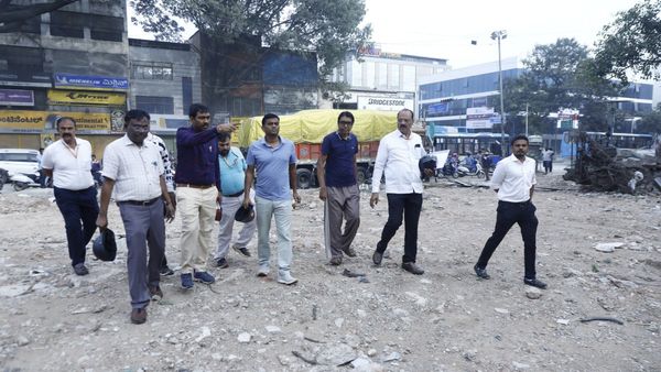 ಬೆಂಗಳೂರಿನ ಈ ಭಾಗದಲ್ಲಿ ಶೀಘ್ರ “ಗುಂಡಿ ಮುಕ್ತ ರಸ್ತೆಗಳು” ಕೇಂದ್ರ ಆಯುಕ್ತರು ಹೇಳಿದ್ದೇನು ?