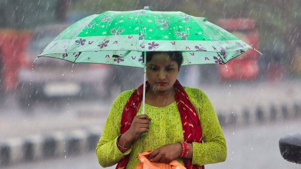 IMD Weather Forecast: ಕರ್ನಾಟಕ ಸೇರಿ ಈ ರಾಜ್ಯಗಳಲ್ಲಿ ಚಂಡಮಾರುತದ ಪರಿಚಲನೆ, ಮಳೆ ಎಚ್ಚರಿಕೆ