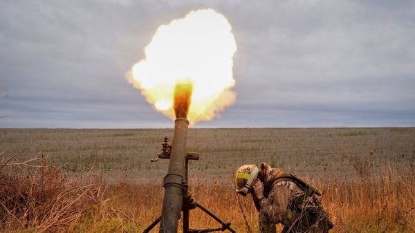 Ukraine War: ಉಕ್ರೇನ್ ಗಡಿಯಲ್ಲಿ ಭಾರಿ ಪ್ರಮಾಣದ ಶಸ್ತ್ರಾಸ್ತ್ರ ನಿಯೋಜಿಸಲು ರಷ್ಯಾ ಸಿದ್ಧತೆ?