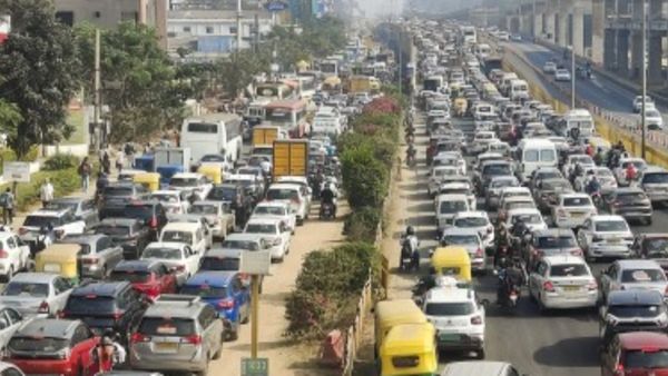 Bengaluru Traffic: ಈ ಕಾರಣಕ್ಕೆ ಅಕ್ಟೋಬರ್ 1ರಿಂದ ಬೆಂಗಳೂರು ಟ್ರಾಫಿಕ್‌ ಮತ್ತಷ್ಟು ಹೆಚ್ಚಳ