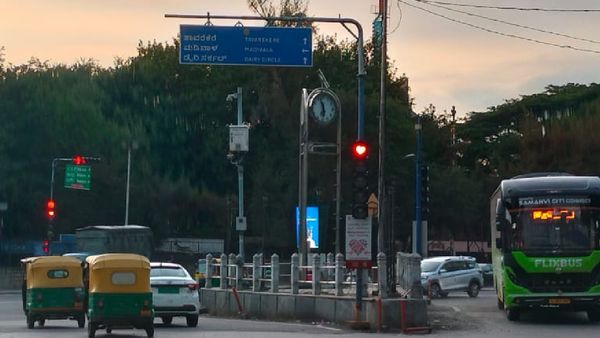 AI: ಬೆಂಗಳೂರಿನ ಟ್ರಾಫಿಕ್ ಸಿಗ್ನಲ್‌ಗಳಲ್ಲಿ ಮಹತ್ವದ ಬದಲಾವಣೆ, ಕಾರಣವೇನು ?