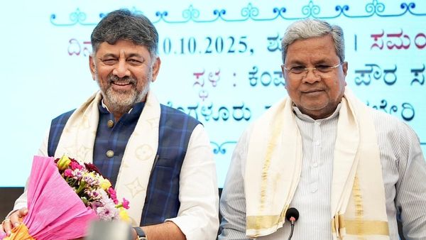 New CM: ನ.21ಕ್ಕೆ ಡಿ.ಕೆ.ಶಿವಕುಮಾರ್ ಸಿಎಂ ಆಗಿ ಪ್ರಮಾಣವಚನ? ಕಾಂಗ್ರೆಸ್‌ನಲ್ಲಿ ಏನಿದು ಸಂಚಲನ?