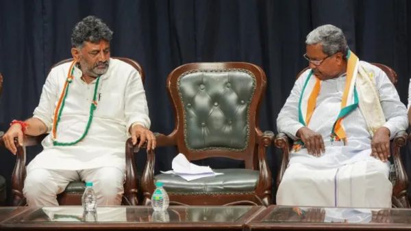 CM Change: ನವೆಂಬರ್ ಕ್ರಾಂತಿ: 'ಡಿ ಕೆ ಶಿವಕುಮಾರ್‌ ಮುಖ್ಯಮಂತ್ರಿಯಾಗ್ತಾರೆ'