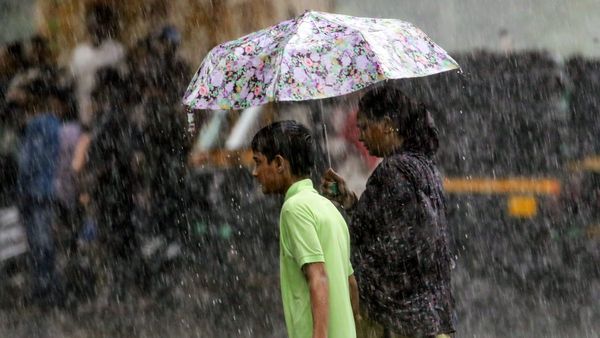 IMD Rain: ಕರ್ನಾಟಕ ಸೇರಿ ಈ ಭಾಗಗಳಲ್ಲಿ ಅ.29ರವರೆಗೆ ಧಾರಾಕಾರ ಮಳೆ, ಅಲರ್ಟ್‌ ಘೋಷಣೆ
