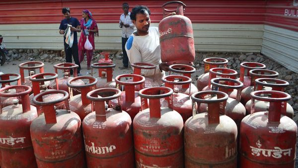 LPG Cylinder: ಎಲ್‌ಪಿಜಿ ಬಳಕೆದಾರರಿಗೆ ಹೊಸ ಸೇವೆ, ಇನ್ಮುಂದೆ ಈ ಸಮಸ್ಯೆ ಇರಲ್ಲ!