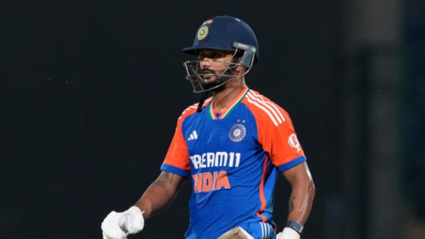 AUS vs IND ODI 2025: ಟೀಂ ಇಂಡಿಯಾ ತಂಡಕ್ಕೆ ಮರಳಿದ ರೋಹಿತ್, ಕೊಹ್ಲಿ, ನಿತೀಶ್ ರೆಡ್ಡಿ ಚೊಚ್ಚಲ ಪಂದ್ಯಕ್ಕೆ ಪಾದಾರ್ಪಣೆ