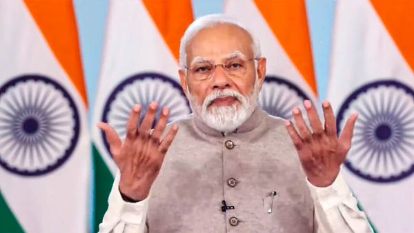 India Passport: ಭಾರತದ ಪಾಸ್ಪೋರ್ಟ್ ರ‍್ಯಾಂಕಿಂಗ್ ದಿಢೀರ್ 85ನೇ ಸ್ಥಾನಕ್ಕೆ ಕುಸಿತ, ಏನಿದರ ಪರಿಣಾಮ?