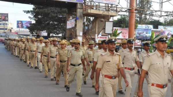 ಕರ್ನಾಟಕದಲ್ಲಿ ಪೊಲೀಸ್ ಹುದ್ದೆಗಳ ವಯೋಮಿತಿ ಸಡಿಲಿಕೆ ಸರ್ಕಾರದಿಂದ ಮಹತ್ವದ ಅಪ್ಡೇಟ್ಸ್‌