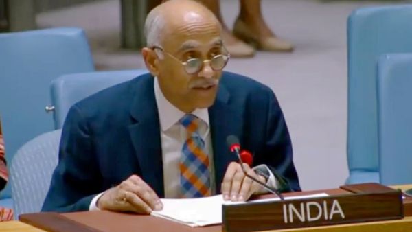 4,00,000 ಮಹಿಳೆಯರ ಮೇಲೆ ಅತ್ಯಾಚಾರಕ್ಕೆ ಅನುಮೋದನೆ ಕೊಟ್ಟ ಪಾಕಿಸ್ತಾನದಿಂದ ನಾವು ಪಾಠ ಕಲಿಯಬೇಕಿಲ್ಲ: ಭಾರತ