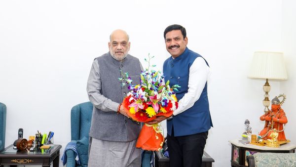 ಬಿಜೆಪಿಯಲ್ಲೂ ಕುರ್ಚಿ ಕಿತ್ತಾಟ: ಏಕಾಏಕಿ ಅಮಿತ್‌ ಶಾ ಭೇಟಿಯಾದ ವಿಜಯೇಂದ್ರ: ಕಾರಣವೇನು?