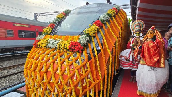 Vande Bharat Express: ಬೆಂಗಳೂರು-ಎರ್ನಾಕುಲಂ ವಂದೇ ಭಾರತ್‌ ರೈಲಿಗೆ ಪ್ರಧಾನಿ ಚಾಲನೆ, 2ಗಂಟೆ ಸಮಯ ಉಳಿತಾಯ