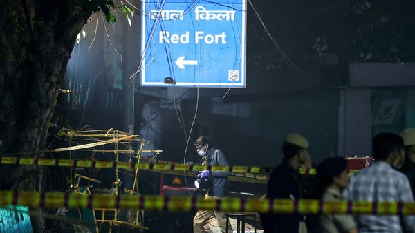 Delhi Blast: ದೆಹಲಿ ಸ್ಫೋಟ ಕುರಿತು ಕೇಂದ್ರ ಸಚಿವ ನಿತಿನ್ ಗಡ್ಕರಿ ಏನ್‌ ಹೇಳಿದ್ರು ಗೊತ್ತಾ?