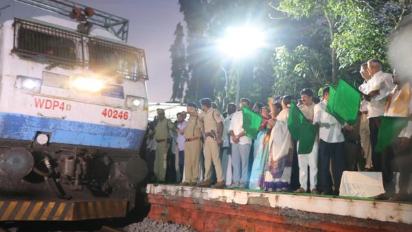 ಯಶವಂತಪುರ–ವಾಸ್ಕೊ ದ ಗಾಮಾ ಎಕ್ಸ್‌ಪ್ರೆಸ್‌ ರೈಲು ಪ್ರಯಾಣಿಕರೇ ಗಮನಿಸಿ, ಇಲ್ಲಿ ಹೊಸ ನಿಲುಗಡೆ