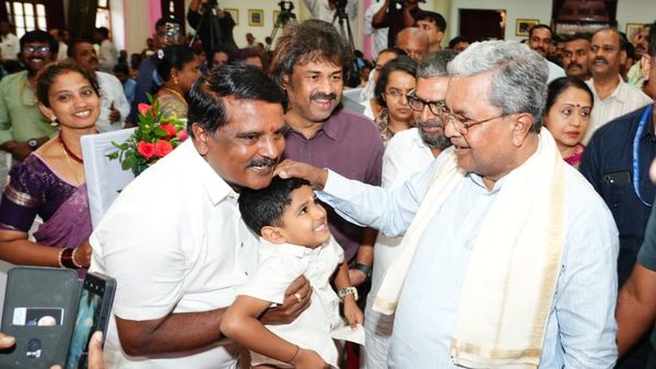 ಈ ವರ್ಷವೇ 900 ಕರ್ನಾಟಕ ಪಬ್ಲಿಕ್ ಶಾಲೆ ಆರಂಭ: ಸಿಎಂ ಸಿದ್ದರಾಮಯ್ಯ ಘೋಷಣೆ