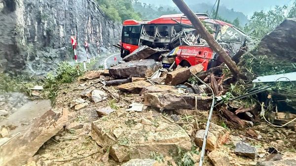 ಭೀಕರ ಪ್ರವಾಹಕ್ಕೆ 90 ಜನ ಇನ್ನಿಲ್ಲ, ಏಷ್ಯಾ ಖಂಡದ ದೇಶಕ್ಕೆ ಮಹಾ ಆಪತ್ತು...