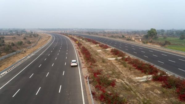 Expressway: ಕರ್ನಾಟಕದಲ್ಲಿ ಹೊಸ ಎಕ್ಸ್‌ಪ್ರೆಸ್‌ ವೇ: ಯಾವೆಲ್ಲಾ ಜಿಲ್ಲೆಗಳಲ್ಲಿ ಹಾದುಹೋಗಲಿದೆ ಹಾಗೂ ಪ್ರಯೋಜನಗಳೇನು? 
