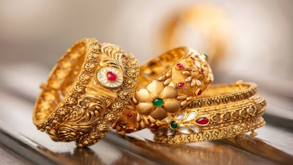 Gold Price on December 2: ಬಂಗಾರ ದರ ಎಷ್ಟಾಯ್ತು ಗೊತ್ತಾ? ಇಲ್ಲಿದೆ ಡಿಸೆಂಬರ್ 2ರ ಚಿನ್ನದ ದರಪಟ್ಟಿ