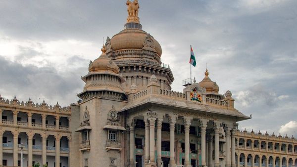 Government Jobs: 2.7 ಲಕ್ಷ ಸರ್ಕಾರಿ ಹುದ್ದೆಗಳ ನೇಮಕಾತಿ, ನೌಕರಿ ಗ್ಯಾರಂಟಿ ಬಗ್ಗೆ ಹೊಸ ಸುದ್ದಿ