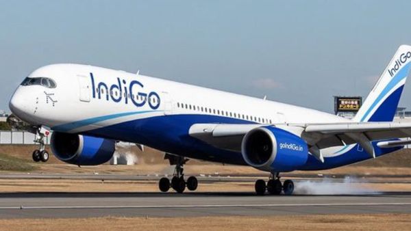 ದೇಶಾದ್ಯಂತ 500ಕ್ಕೂ ಅಧಿಕ ಇಂಡಿಗೋ ವಿಮಾನಗಳ ಹಾರಾಟ ರದ್ದು: ರೊಚ್ಚಿಗೆದ್ದ ಪ್ರಯಾಣಿಕರು ಮಾಡಿದ್ದೇನು ಗೊತ್ತಾ?