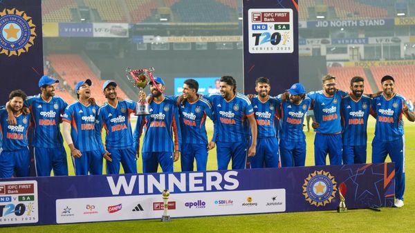 IND vs SA 5th T20: ವರುಣ್ ಚಕ್ರವರ್ತಿ, ಬುಮ್ರಾ ಬೌಲಿಂಗ್ ದಾಳಿಗೆ ಪತರಗುಟ್ಟಿದ ದಕ್ಷಿಣ ಆಫ್ರಿಕಾ: ಭಾರತಕ್ಕೆ 30 ರನ್‌ಗಳ ಜಯ