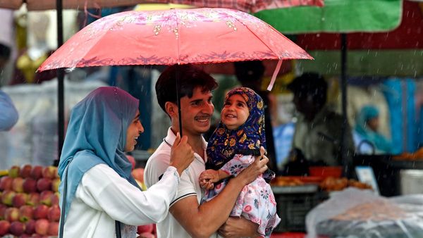 Rain Alert: ಡಿ.31ರಿಂದ ಕರ್ನಾಟಕದ ಹಲವು ಜಿಲ್ಲೆಗಳಲ್ಲಿ ಭಾರೀ ಚಳಿ ಜೊತೆಗೆ ಮಳೆ ಸಾಧ್ಯತೆ