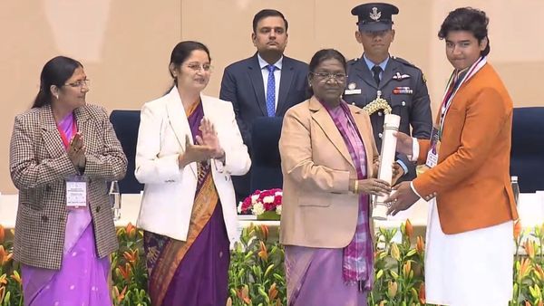 Vaibhav Suryavanshi: ಯುವ ಸ್ಟಾರ್ ಕ್ರಿಕೆಟಿಗ ವೈಭವ್ ಸೂರ್ಯವಂಶಿ ವಿಜಯ್ ಹಜಾರೆ ಟ್ರೋಫಿ ಟೂರ್ನಿಯಿಂದ ಔಟ್: ಇಲ್ಲಿದೆ ಕಾರಣ