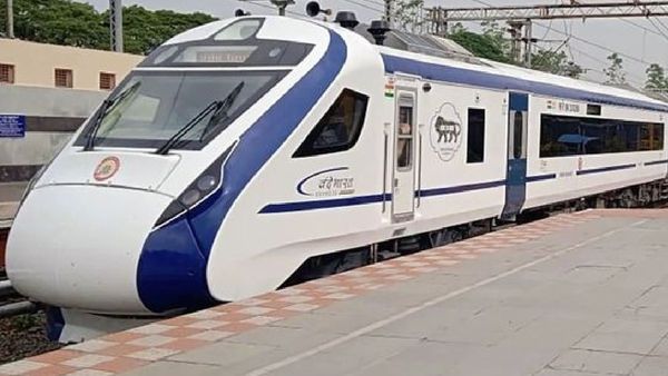 Vande Bharat Express Train: ವಂದೇ ಭಾರತ್ ಎಕ್ಸ್‌ಪ್ರೆಸ್ ರೈಲು ಟಿಕೆಟ್‌ ಬುಕ್ ಮಾಡುವ ಸರಳ ವಿಧಾನ ಇಲ್ಲಿದೆ!