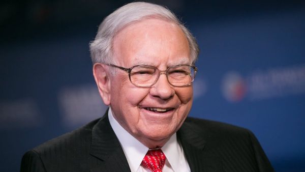 Warren Buffett: ಮನಿ ಮ್ಯಾಗ್ನೆಟ್ ವಾರೆನ್ ಬಫೆಟ್ ಇಲ್ಲದ ವ್ಯಾಪಾರ ಜಗತ್ತು: 2025ರ ಕೊನೆಯ ದಿನದ ಚರ್ಚೆ