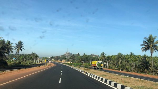 ಬೆಂಗಳೂರು–ಮಂಗಳೂರು ರಾಷ್ಟ್ರೀಯ ಹೆದ್ದಾರಿ ಕಾಮಗಾರಿ: ಮೇ ಒಳಗೆ ಸಂಚಾರ ಮುಕ್ತಗೊಳಿಸಲು ಸೂಚನೆ