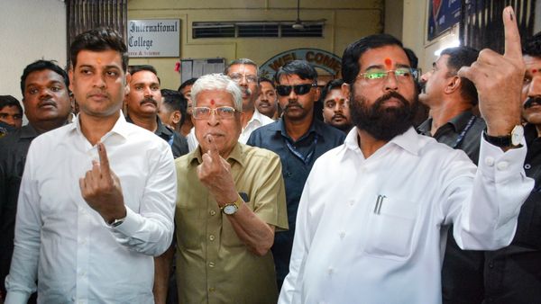 BMC Elections 2026: ಮಹಾರಾಷ್ಟ್ರ ಪಾಲಿಕೆ ಚುನಾವಣೆಯಲ್ಲಿ ಚುರುಕಿನ ಮತದಾನ, ಮುಂಬೈ ಗದ್ದುಗೆ ಯಾರಿಗೆ?