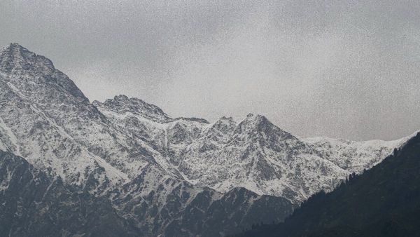 ಹಿಮವಿಲ್ಲದ ಹಿಮಾಲಯ: ಕಡಿಮೆಯಾದ ನೀರಿನ ಲಭ್ಯತೆ, ಬೆಳೆಗಳಿಗೂ ಭೀತಿ