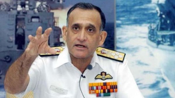 ಭಾರತೀಯ ನೌಕಾಪಡೆ ಮಾಜಿ ಮುಖ್ಯಸ್ಥರಿಗೆ ಮತದಾರರ ಪಟ್ಟಿ ಪರಿಷ್ಕರಣೆ ಸಂಕಷ್ಟ: ಪತಿ, ಪತ್ನಿಗೆ ಪ್ರತ್ಯೇಕ ದಿನಾಂಕ ನಿಗದಿ