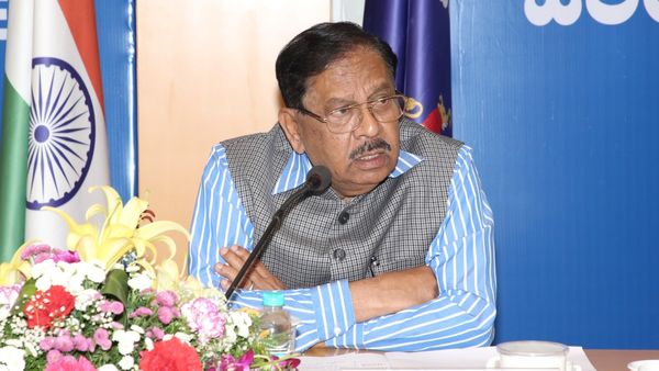 ಪೊಲೀಸ್ ವ್ಯವಸ್ಥೆ ಉತ್ತಮವಾಗಿದ್ದರೆ ರಾಜ್ಯ ಅಭಿವೃದ್ಧಿ: ಅಧಿಕಾರಿಗಳಿಗೆ ಜಿ.ಪರಮೇಶ್ವರ ಖಡಕ್ ಎಚ್ಚರಿಕೆ