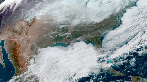 Snow Storm: ಭೀಕರ ಹಿಮ ಬಿರುಗಾಳಿಗೆ 60 ಜನ ಬಲಿ, ಅಮೆರಿಕದಲ್ಲಿ ಚಳಿಗಾಲ ಮತ್ತಷ್ಟು ಗಂಭೀರ