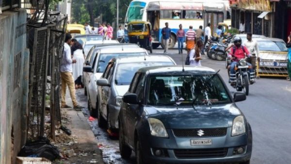 Bengaluru Parking Crisis: ರಸ್ತೆ ಬದಿ ಪಾರ್ಕಿಂಗ್‌ಗೆ ಬ್ರೇಕ್, ಪರ್ಯಾಯ ಜಾಗದತ್ತ ಜಿಬಿಎ ಚಿತ್ತ